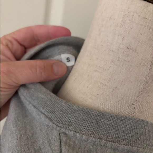 Gray London England Sweatshirt - Picture 4 of 4